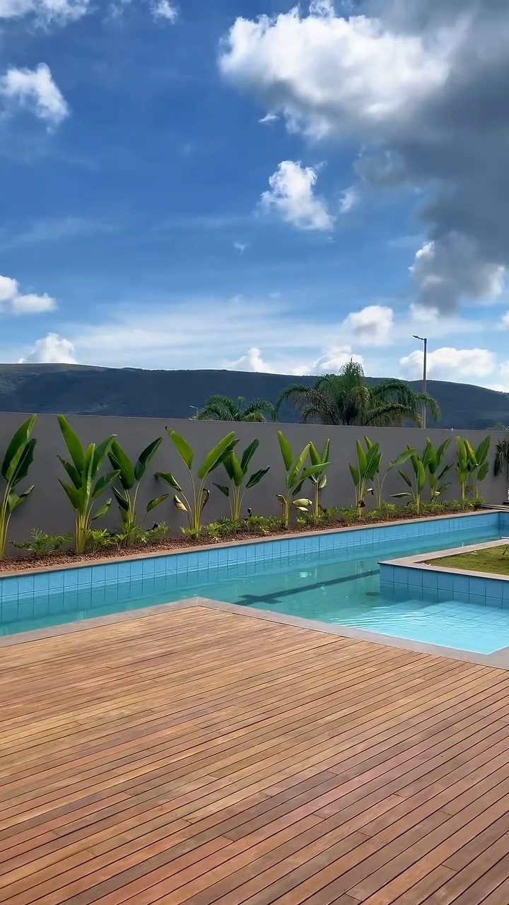 Casa na Lagoa dos Ingleses — Deck e piscina
