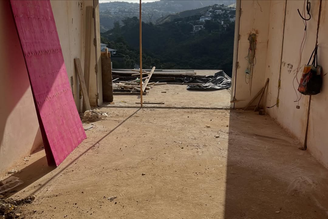 Casa no Vale dos Cristais — Interior em obra