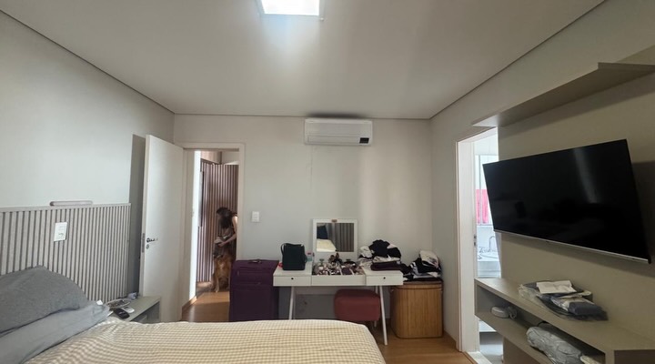 Apartamento de 110 m² em 4 meses — Suíte antes da reforma